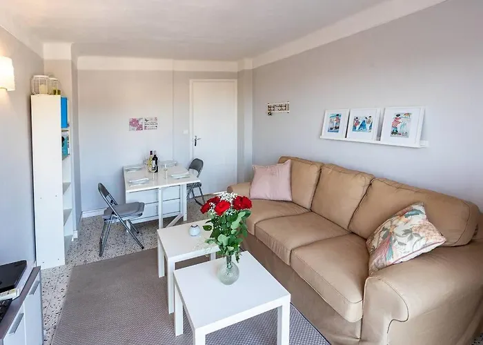 Two Bedroom In Apartamento